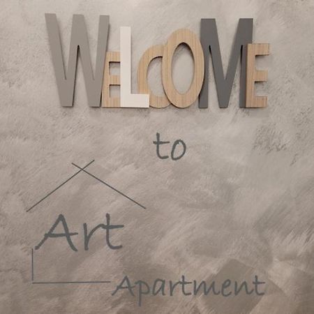 Art Apartment Bukarest Eksteriør billede